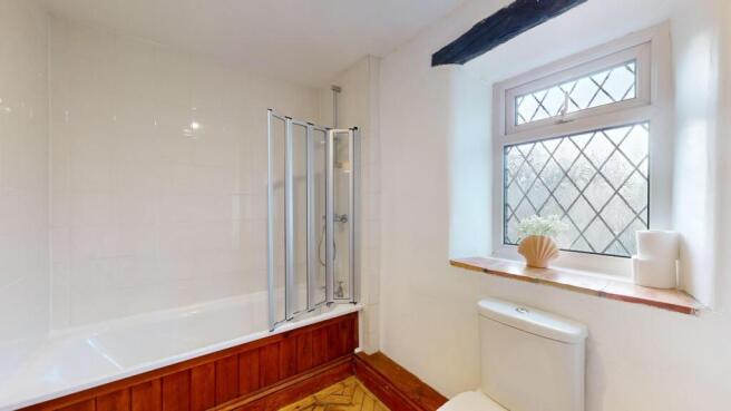 2 bed Terraced to rent Image 9