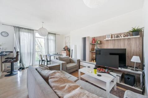 Hevelius Close, Greenwich, London, SE10