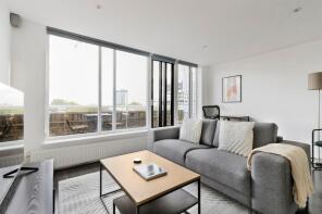 59, Chesterton Square, London W8 6PJ