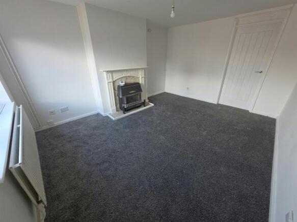 Lounge 1.1.jpeg
