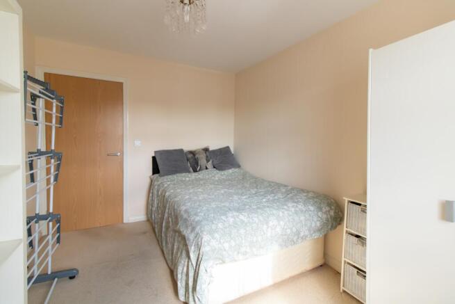 2 bed Apartment for sale Image 7