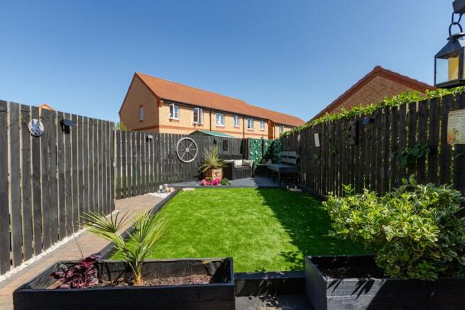 3 bed Semi-Detached for sale Image 12