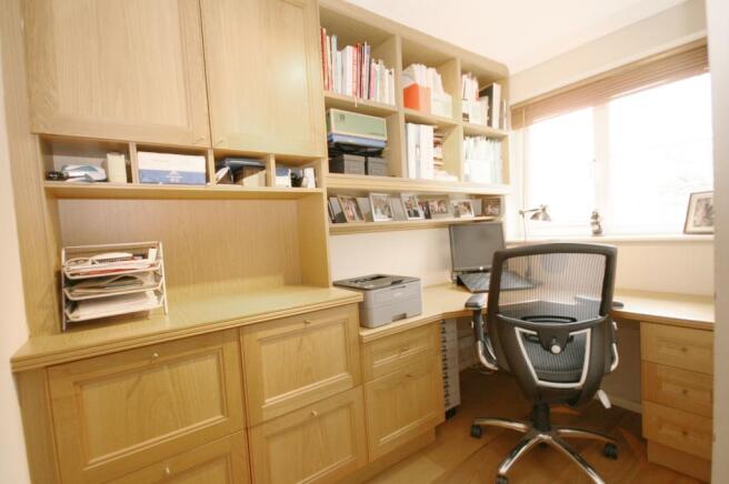 Photograph 7