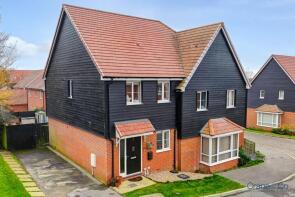 24, Hopper Place, Hailsham BN27 2FP