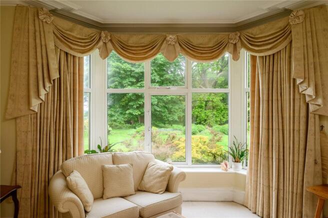 7 bed Detached for sale Image 7