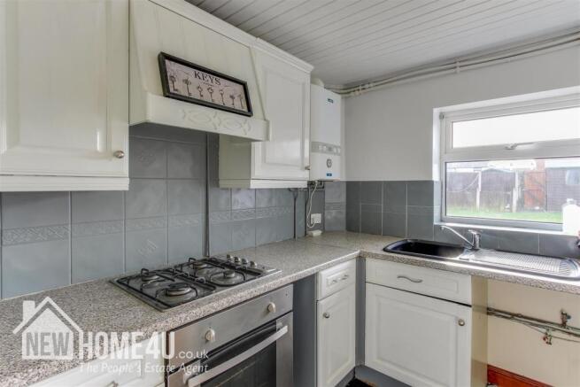 KITCHEN: