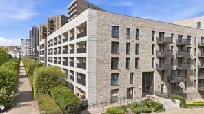 Flat 172, 2 Kingfisher Heights, Bramwell Way, Silvertown, London E16 2GR