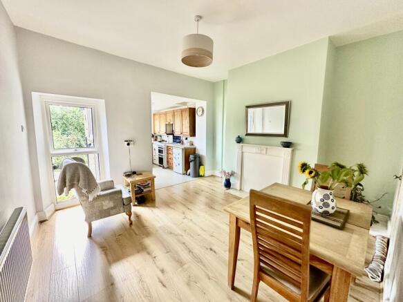3 bed Terraced for sale Image 3