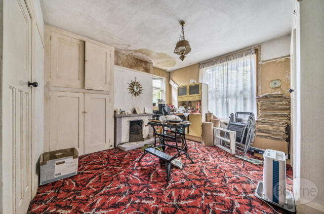 b9a89518-9369-409...