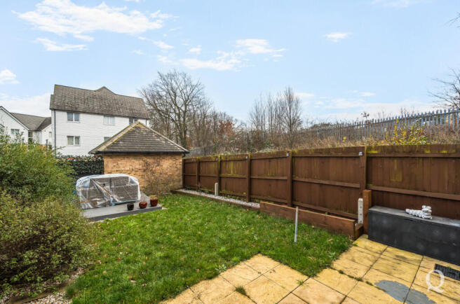 e04f3014-03d9-4d5...