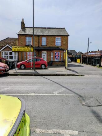 42 Feltham Road (3).jpg