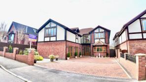 2, Gellideg Lane, Hengoed CF82 7SD