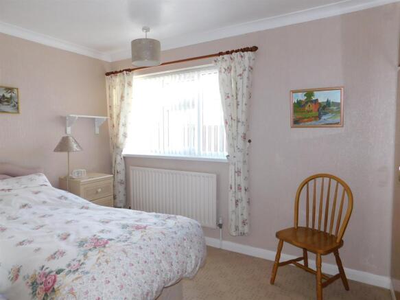 Bedroom 2x1