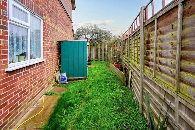 31 Waterhall Close, Walthamstow, London, E17 5PS