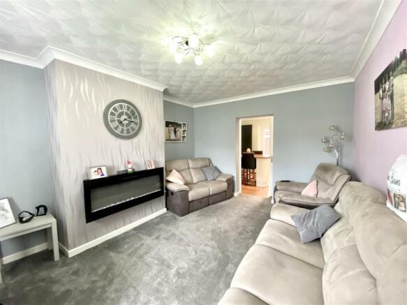 SITTING ROOM
