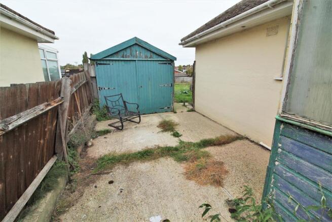 DETACHED GARAGE