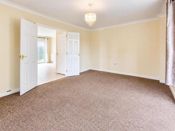 Damson Close8.jpeg