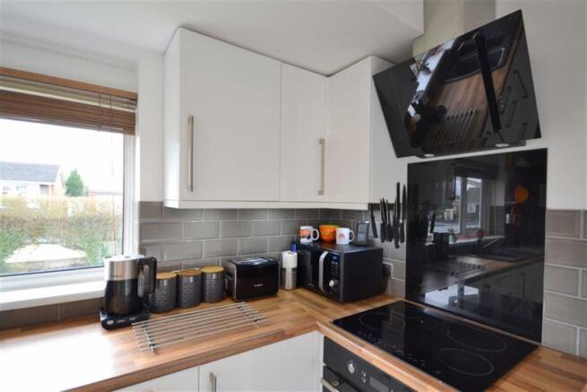 ADDITIONAL IMAGE KITCHEN