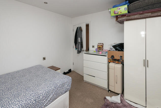 1 bed Flat for sale Image 12