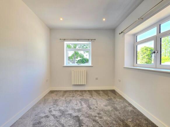 1 bed Flat to rent Image 6