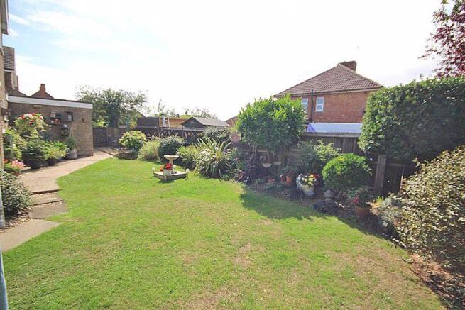Rear garden photo 1
