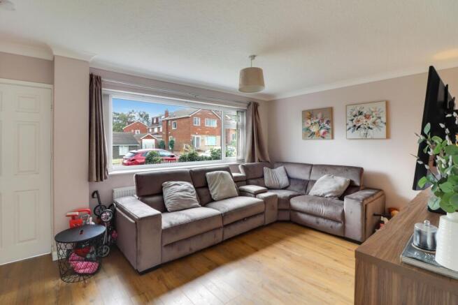 3 bed Terraced for sale Image 4