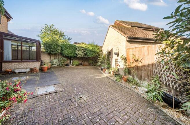 High Street, Cranfield, Bedford photo 4