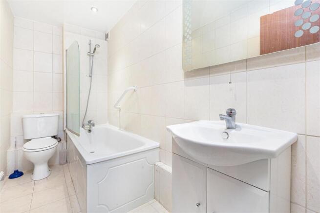 30435_davies__and__davies_62d_oakfield_road_15_lo.