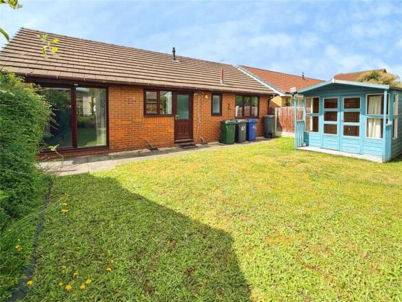 2 bed Bungalow for sale Image 7