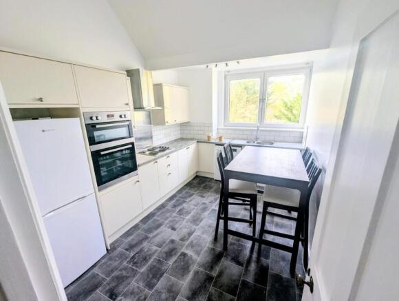 Lettings Brook Green Holm PlaceKitchen.jpeg