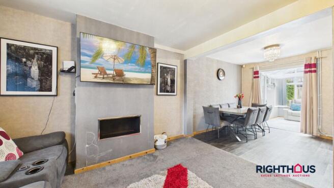 3 bed Semi-Detached for sale Image 8