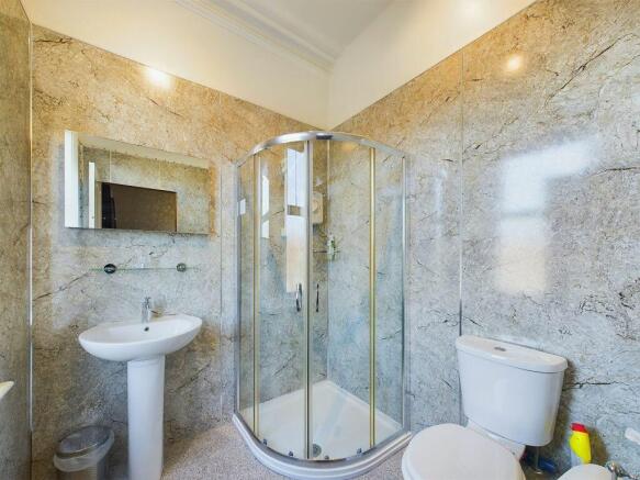 12 bed Semi-Detached for sale Image 10