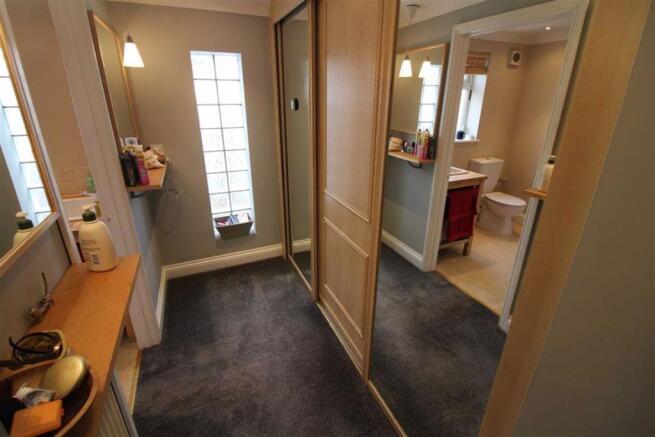 DRESSING AREA