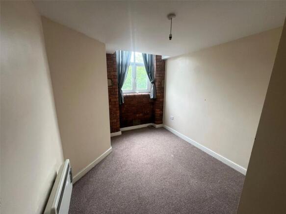 2 bed Apartment for sale Image 6
