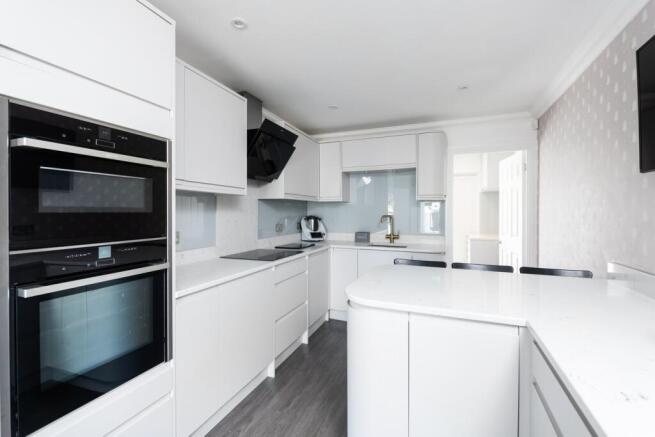  Kempthorne Lane, Bath, BA2 photo 4