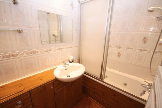 Bathroom / WC