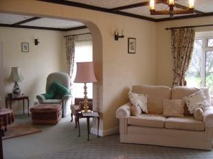 Lounge 2