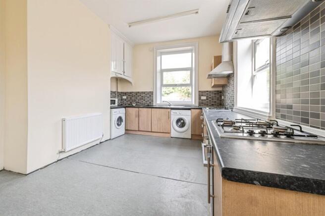 7 bed End of Terrace for sale Image 5