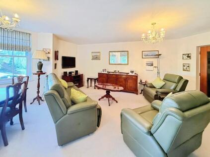 Groby Road, Altrincham, WA14