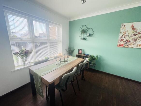 Kitchen Diner