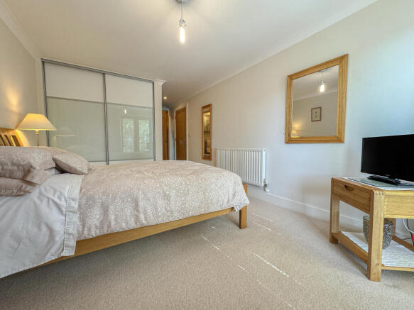Bed 1 (3)