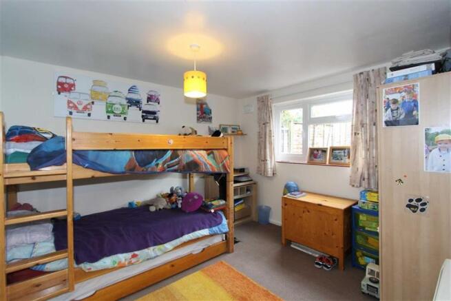 BEDROOM 2