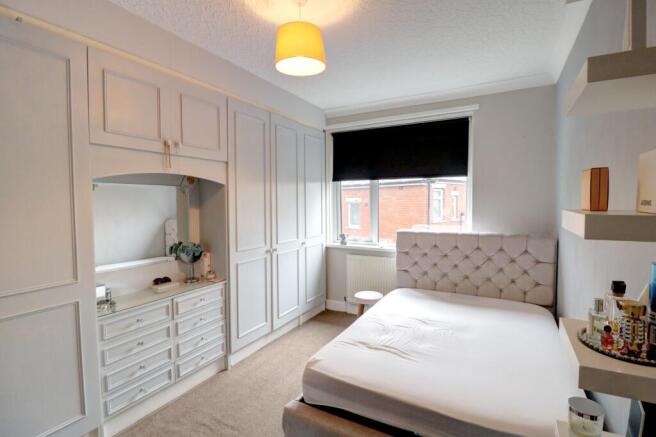 Bedroom 2.1