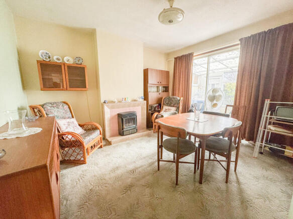 dining - lounge