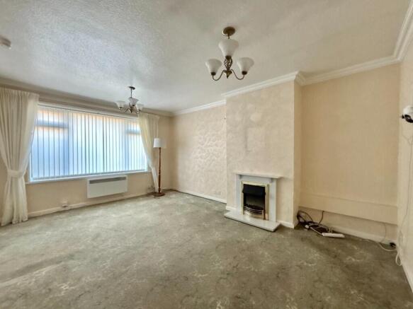 Birchdale Avenue, Cheadle, Greater Manchester, SK8 photo 4