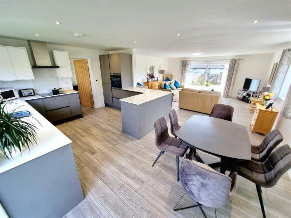 Kitchen & Dining area.jpg