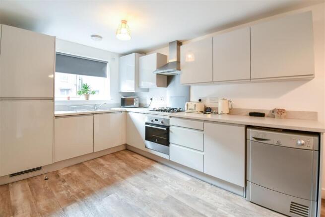 Kitchen / Dining