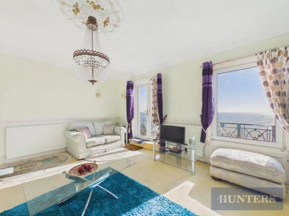 2 bed Apartment for sale Image 6