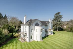 Flat 1, Castle Keep, London Road, Reigate RH2 9PU