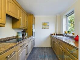 33, 124 126 Danny Sheldon House, Eastern Road, Brighton BN2 1JQ